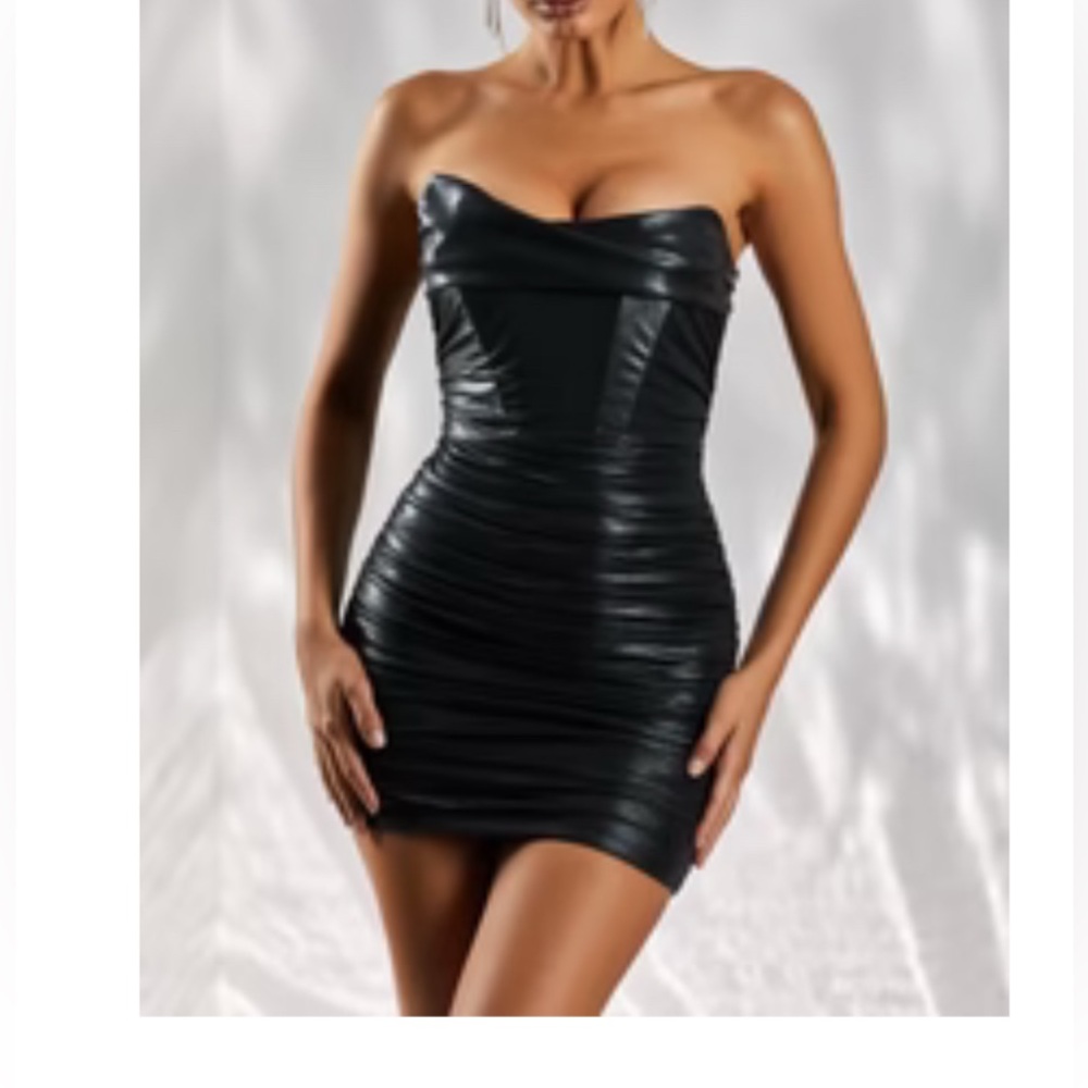 Oh Polly Black Strapless Ruched Bodycon Dress